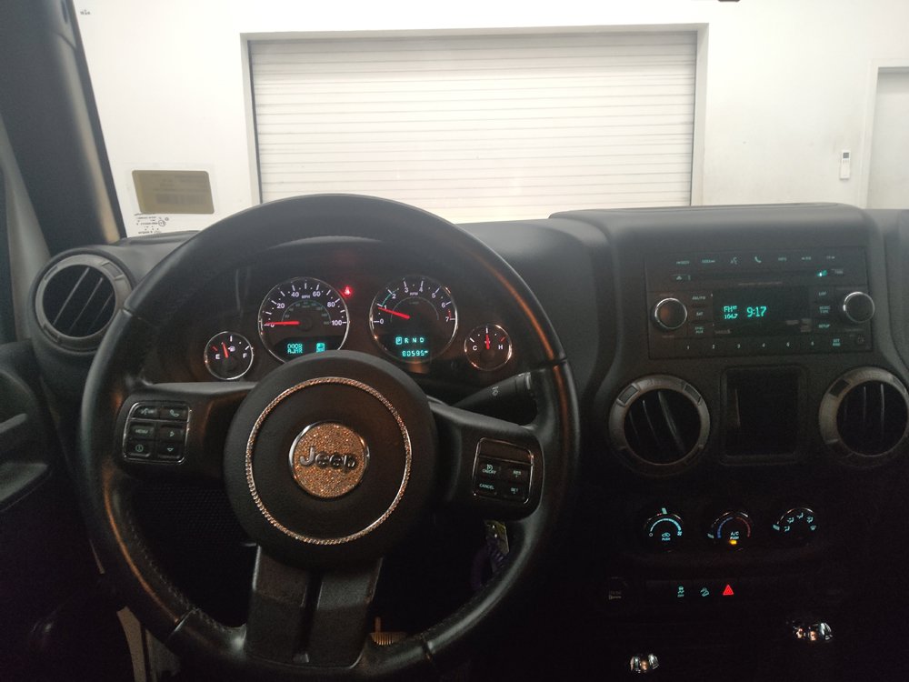 Used 2016 Jeep Wrangler Unlimited Sport w/ Connectivity Group AWD/4WD image 22