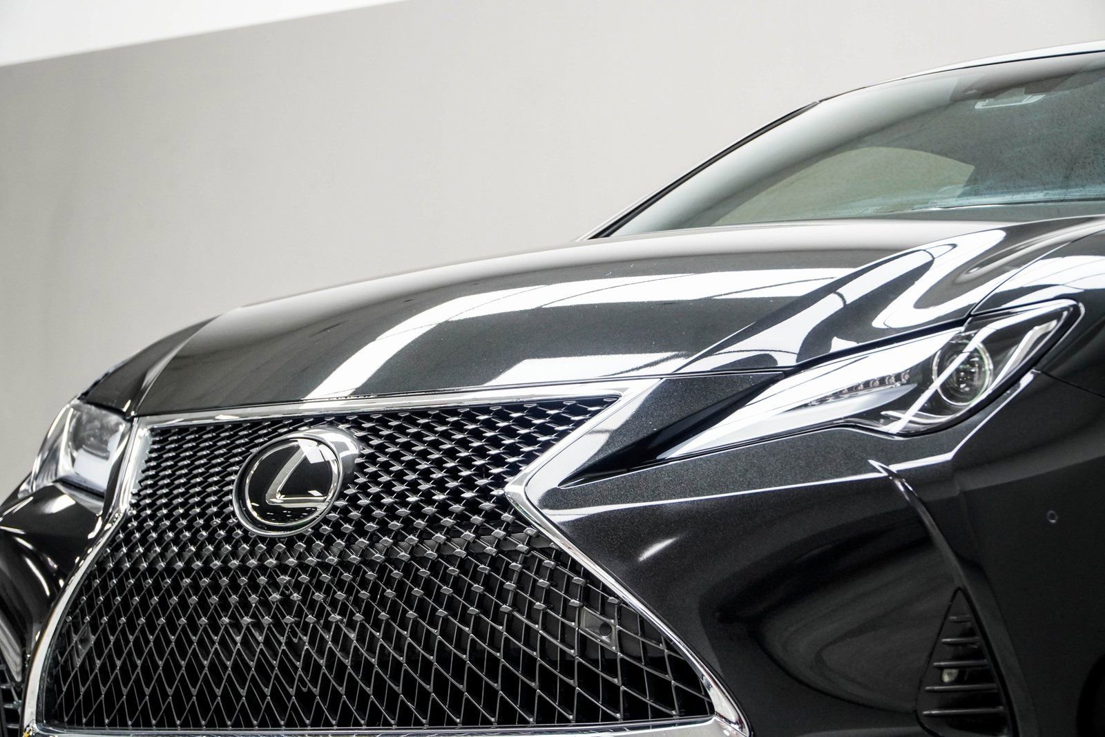 Used 2024 Lexus RC 300 w/ Premium Package image 2