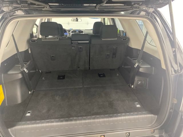 Used 2019 Toyota 4Runner SR5 AWD/4WD image 23