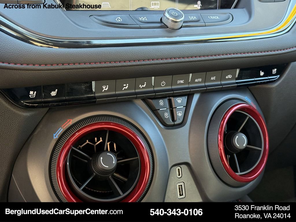 Used 2022 Chevrolet Blazer RS w/ Enhanced Convenience Package image 25