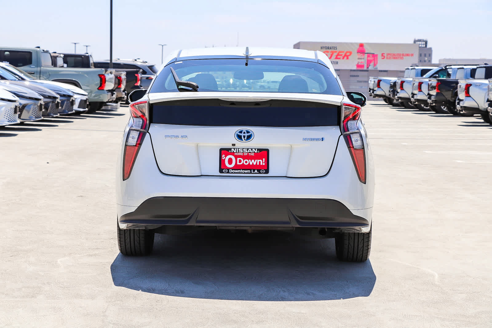 Used 2017 Toyota Prius Four Touring w/ Preferred Accessory Package FWD image 7