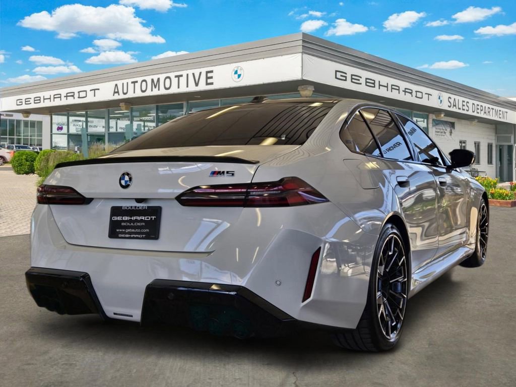 Used 2025 BMW M5 w/ Carbon Package image 5