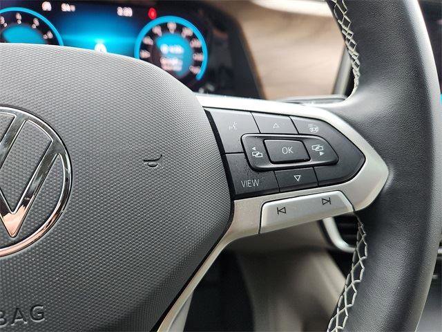 Certified 2025 Volkswagen Atlas SE w/ Panoramic Sunroof Package image 21