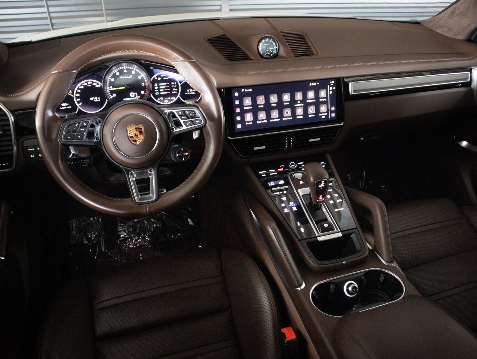 Used 2022 Porsche Cayenne Turbo S AWD/4WD image 19