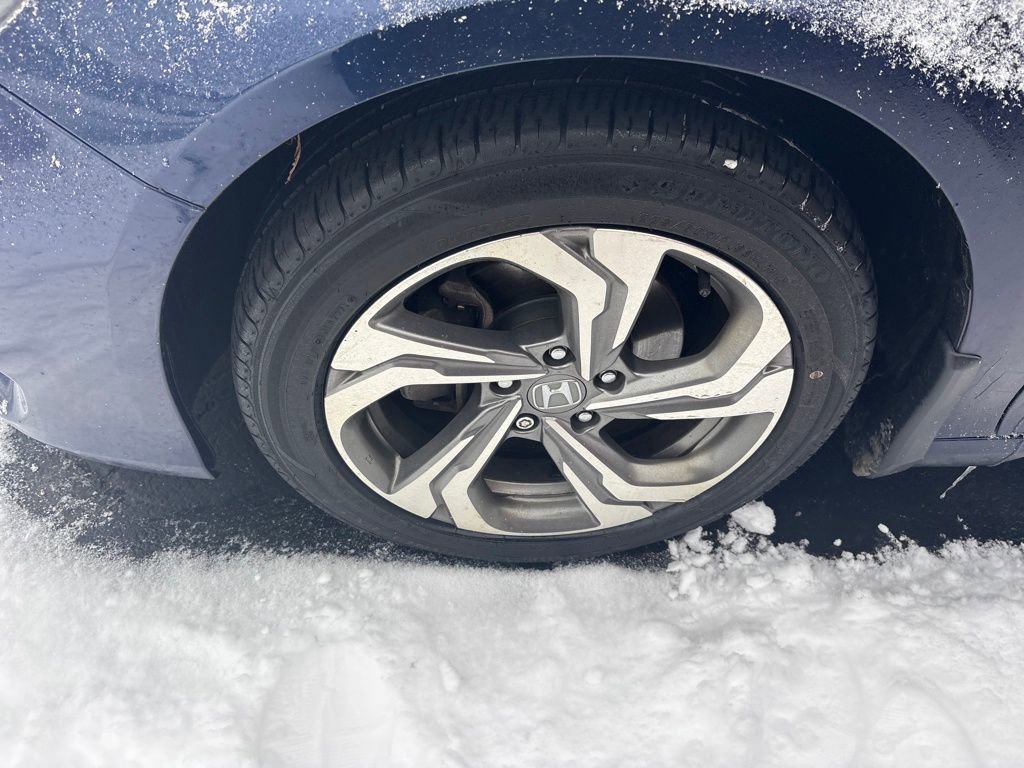 Used 2020 Honda Accord EX image 10