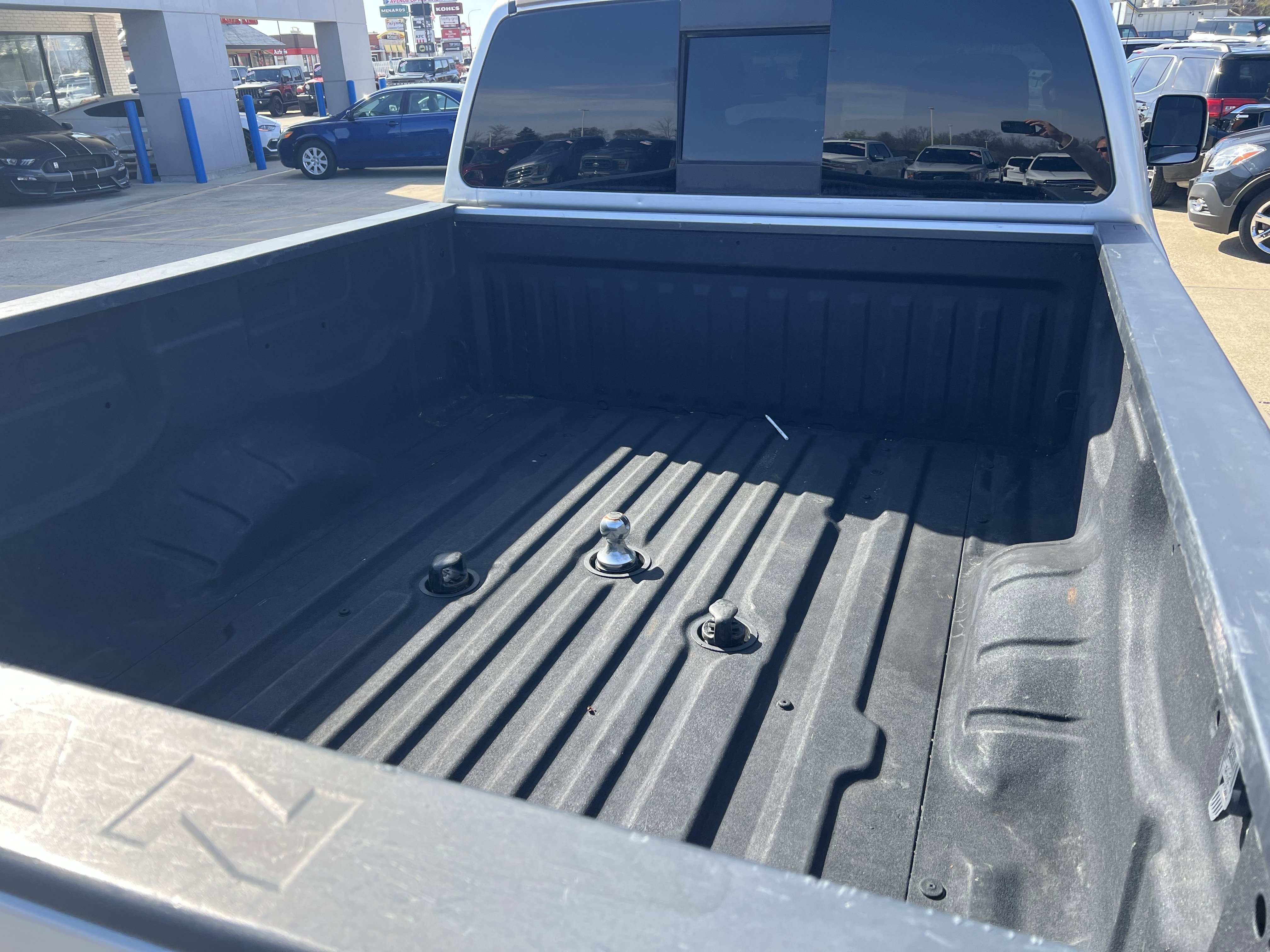Used 2019 Nissan Titan PRO-4X AWD/4WD image 7