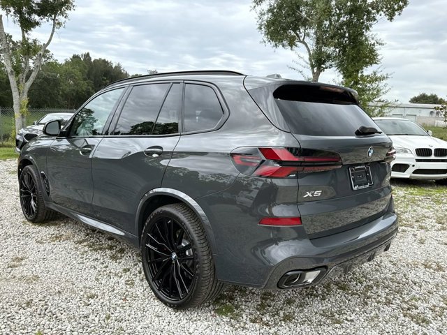 New 2026 BMW X5 sDrive40i w/ M Sport Package RWD image 5