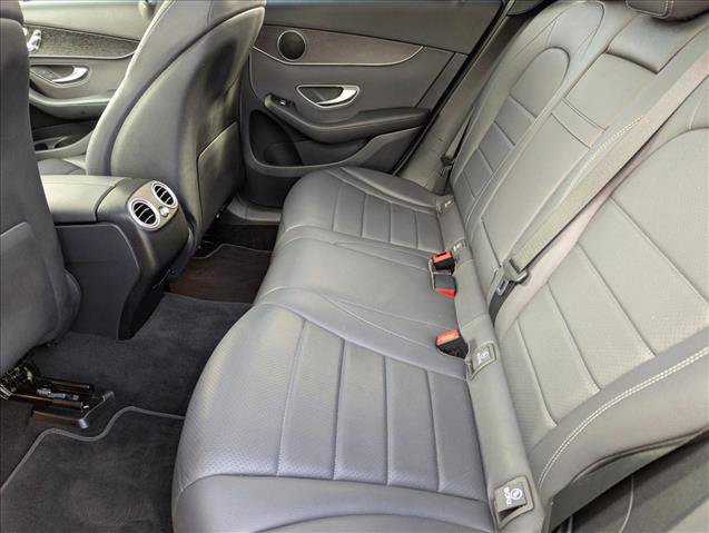 Used 2021 Mercedes-Benz GLC 300 4MATIC image 17