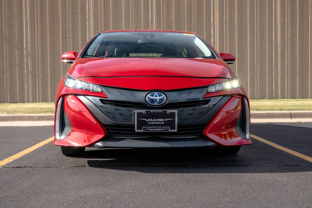 Used 2020 Toyota Prius Prime XLE FWD image 3