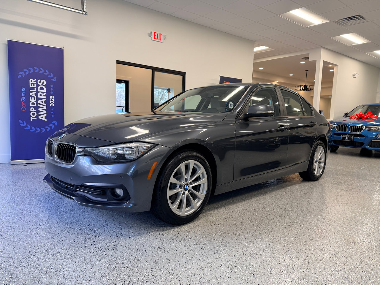 Used 2016 BMW 320i Sedan image 4