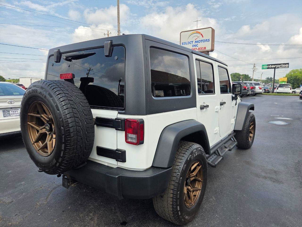 Used 2018 Jeep Wrangler Unlimited Sport S AWD/4WD image 5