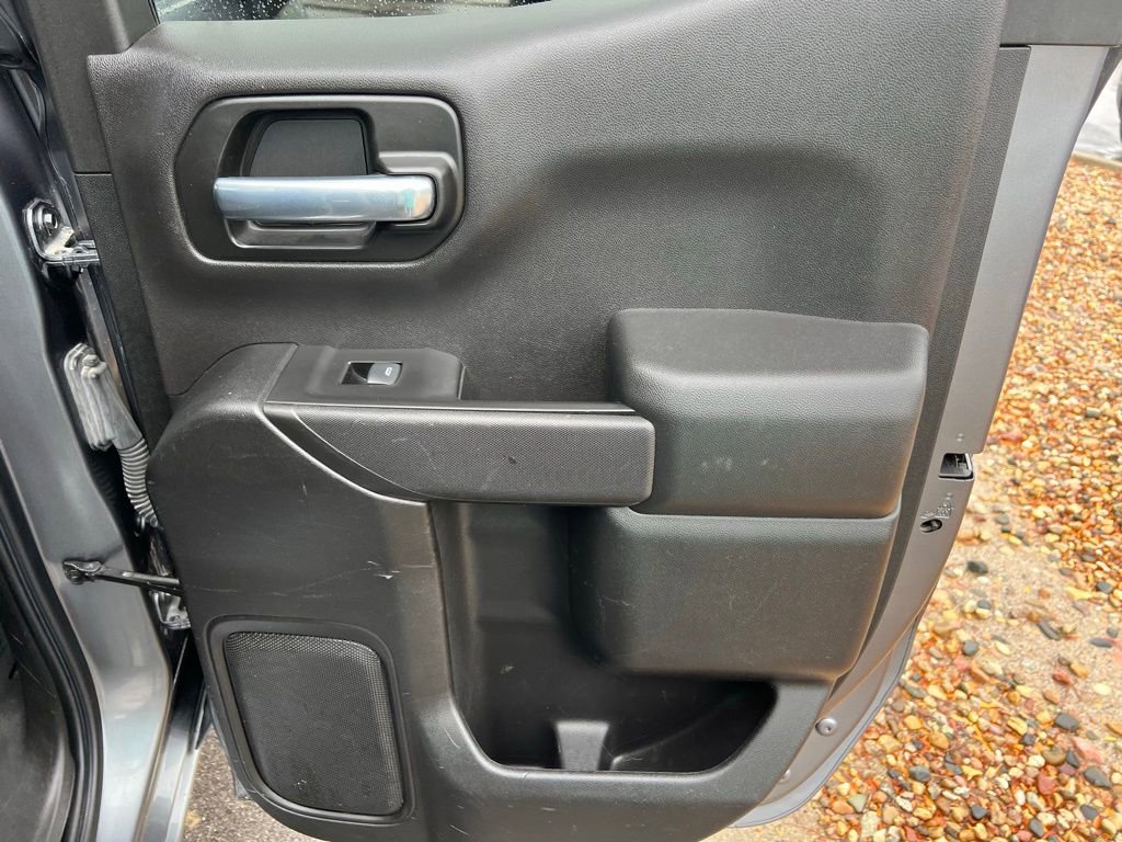 Used 2021 Chevrolet Silverado 1500 Custom image 19
