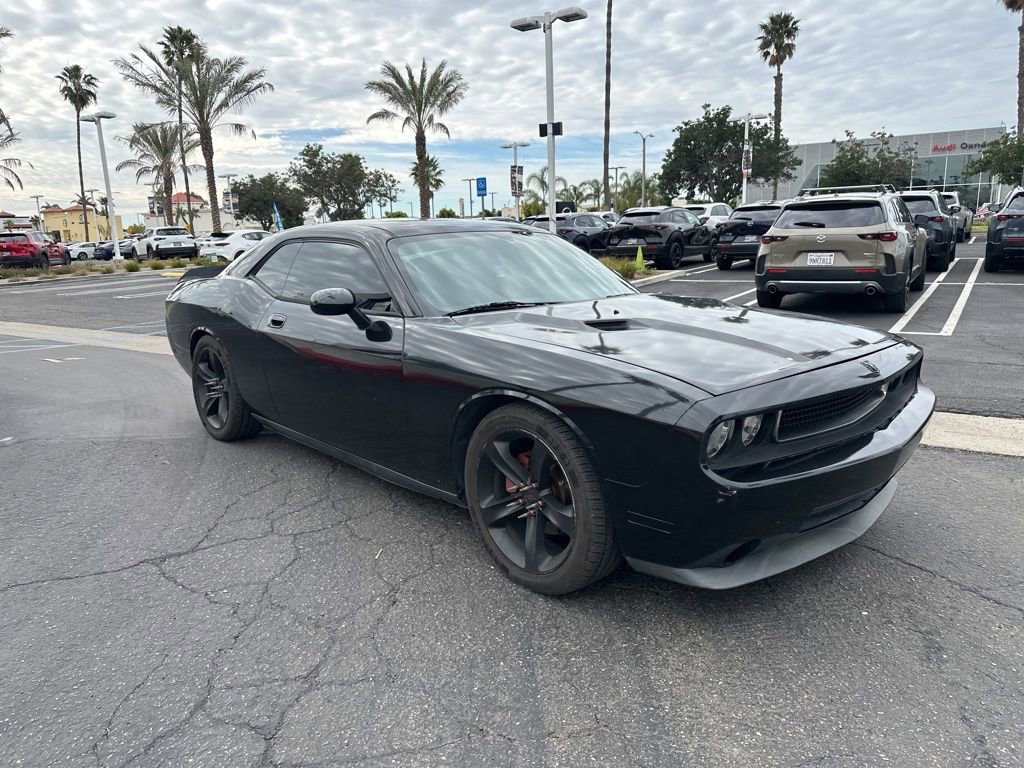 Used 2010 Dodge Challenger SE RWD image 24
