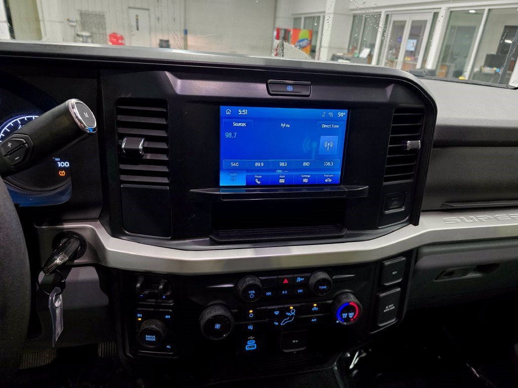 Used 2025 Ford F250 XLT AWD/4WD image 24