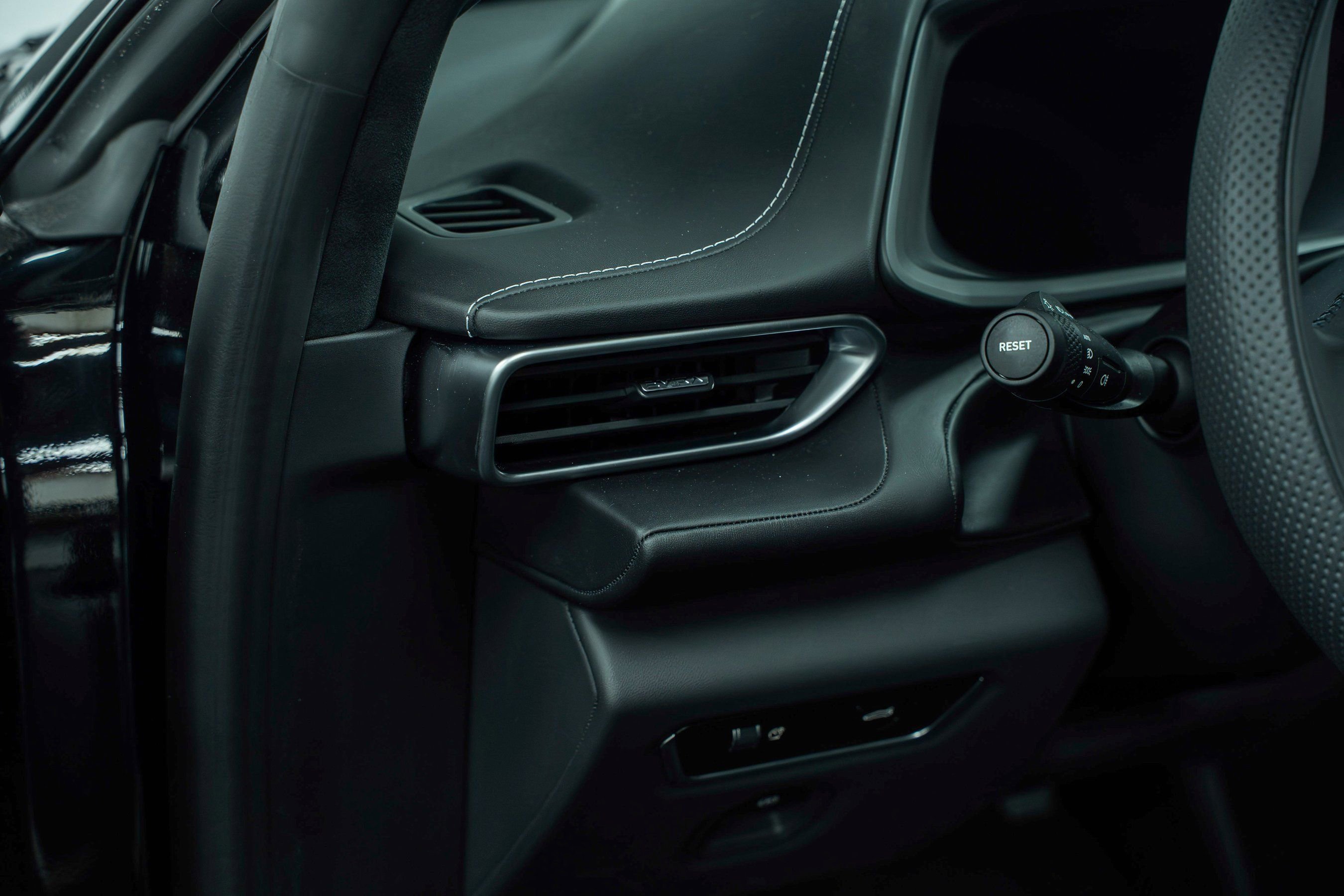 New 2025 Lotus Emira image 22