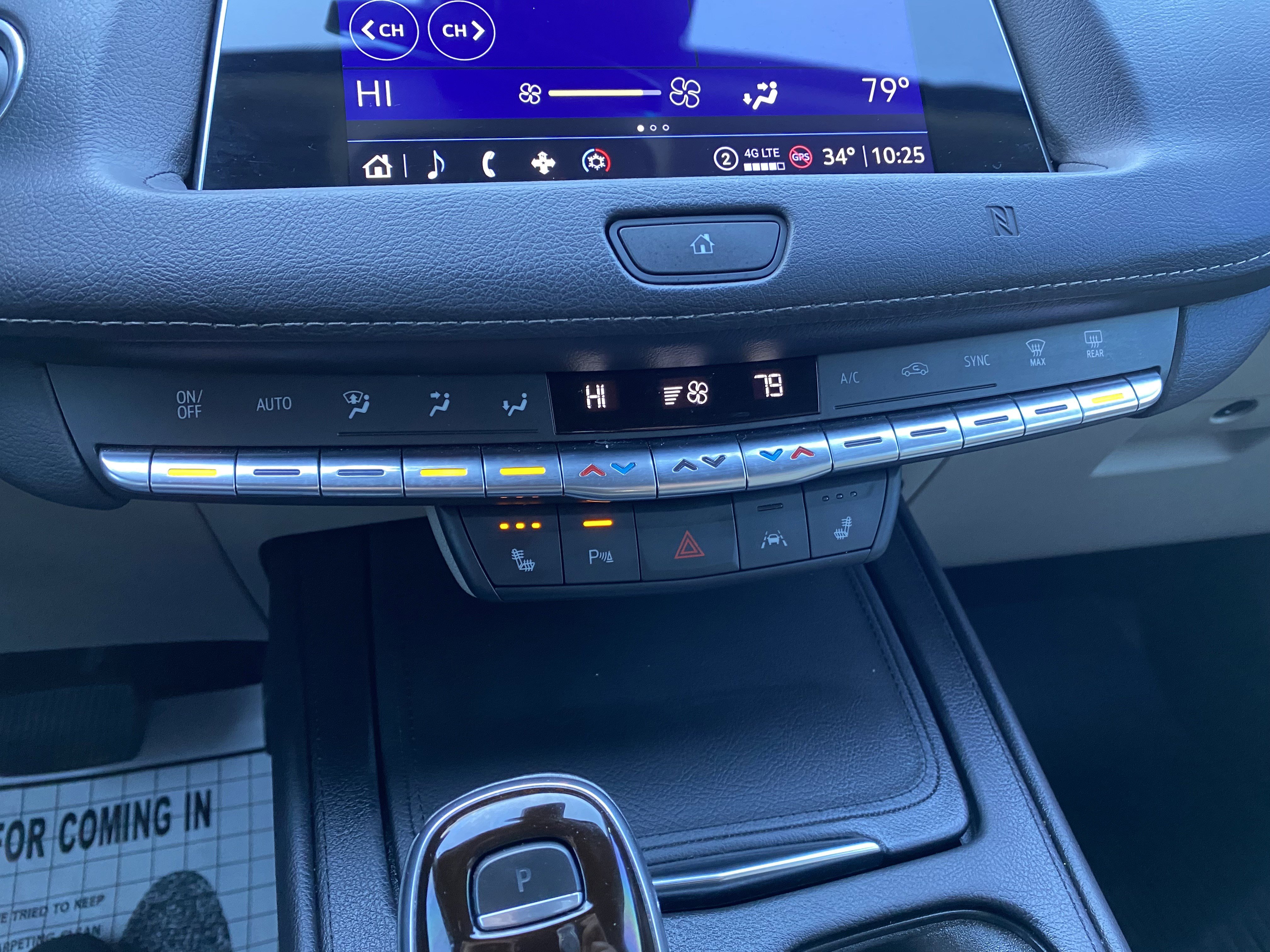 Used 2021 Cadillac XT4 Luxury image 28