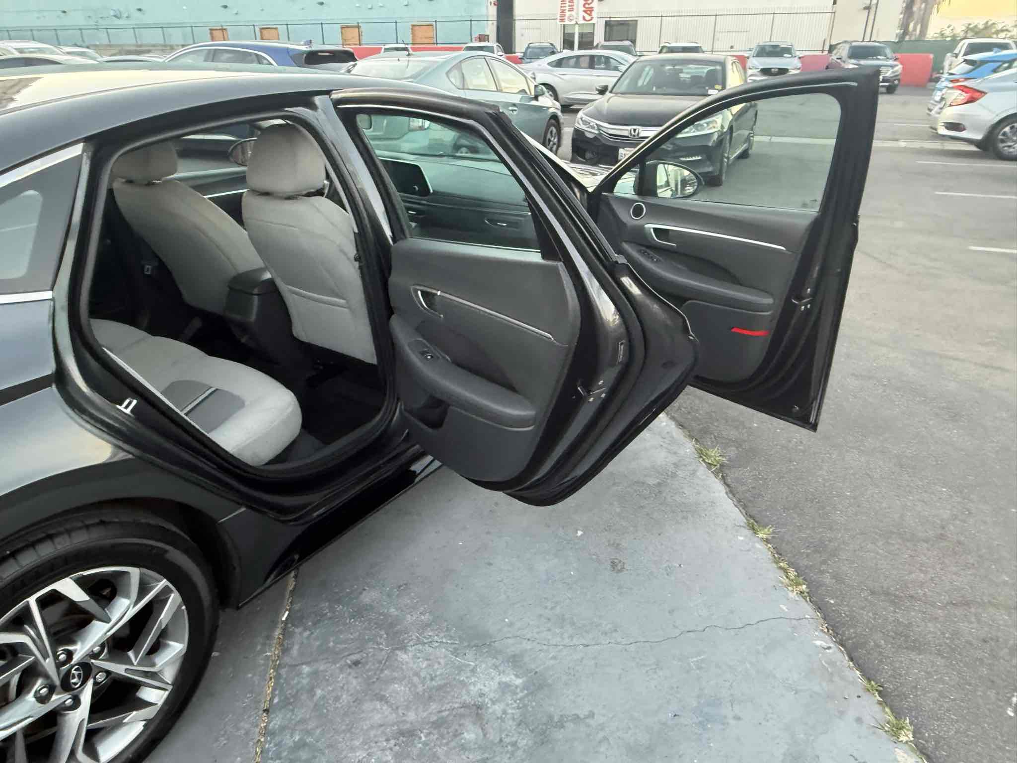Used 2020 Hyundai Sonata SEL w/ Cargo Package image 36