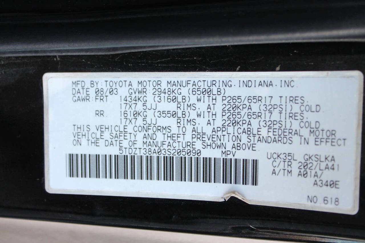 Used 2003 Toyota Sequoia Limited RWD image 15