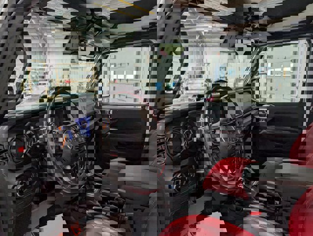 Used 2024 Jeep Wrangler Unlimited Rubicon 392 image 13