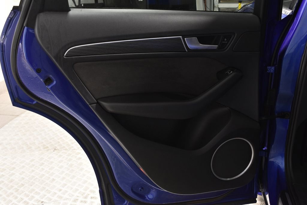 Used 2015 Audi SQ5 Premium Plus w/ Technology Package image 26