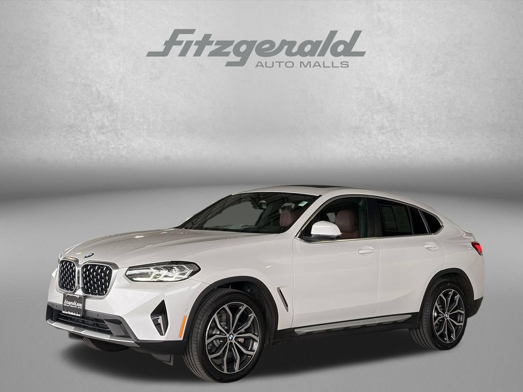 Used 2023 BMW X4 xDrive30i w/ Premium Package AWD/4WD image 2