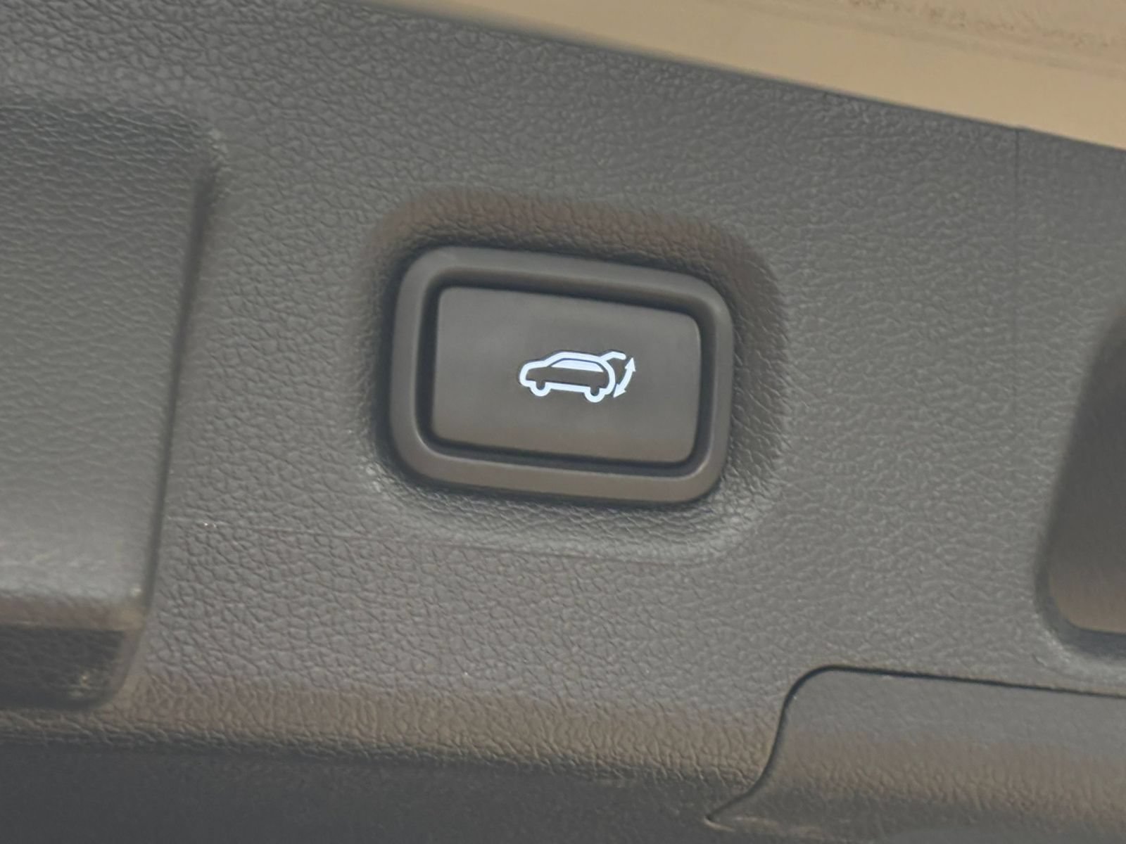 Used 2023 Hyundai Santa Fe SEL AWD/4WD image 24