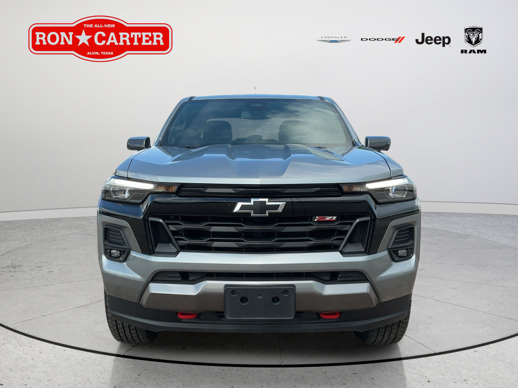 Used 2025 Chevrolet Colorado Z71 AWD/4WD image 2
