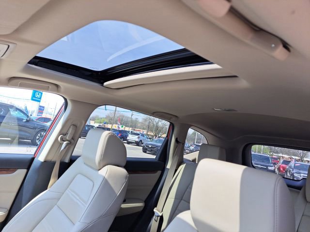 Used 2018 Honda CR-V Touring image 6
