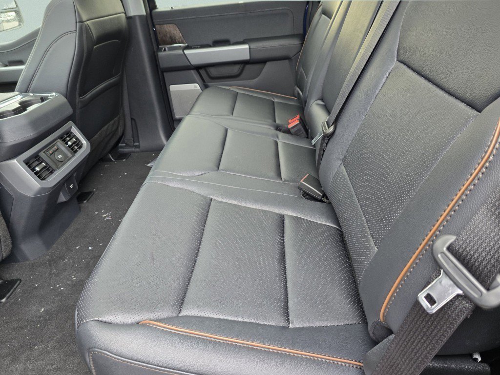 New 2026 Ford F250 Lariat w/ Black Appearance Package AWD/4WD image 23