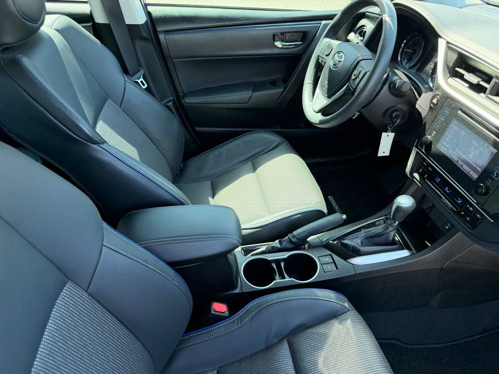 Used 2019 Toyota Corolla SE image 16