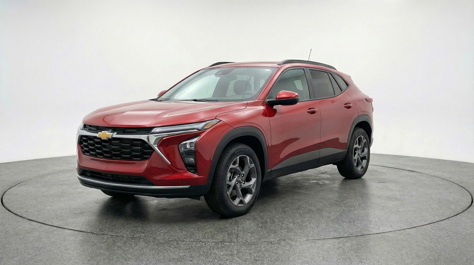 Used 2025 Chevrolet Trax LT FWD image 3
