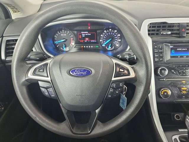 Used 2014 Ford Fusion SE image 24
