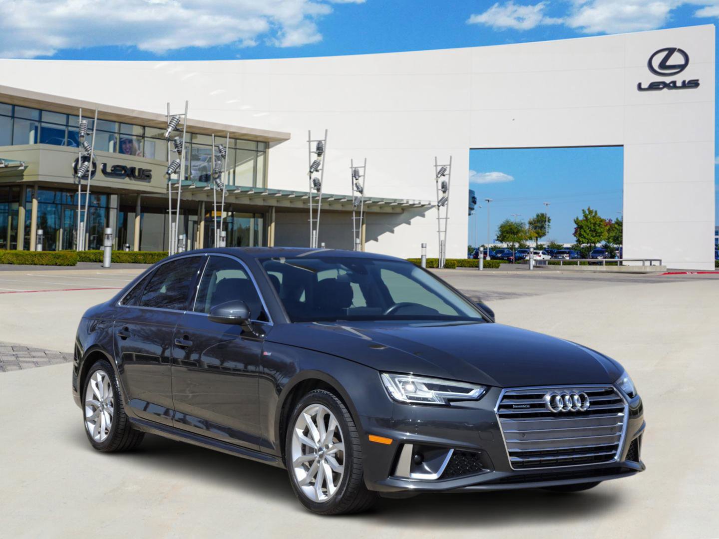 Used 2019 Audi A4 2.0T Premium Plus w/ Premium Plus Package image 2