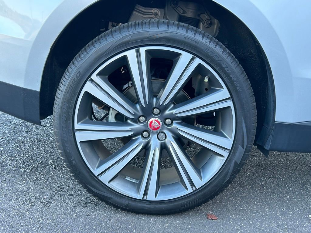 Used 2019 Jaguar F-PACE Prestige image 50