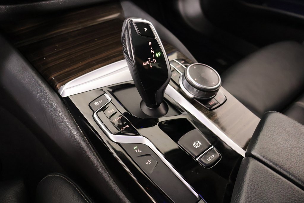 Used 2019 BMW 540i xDrive w/ Convenience Package image 9