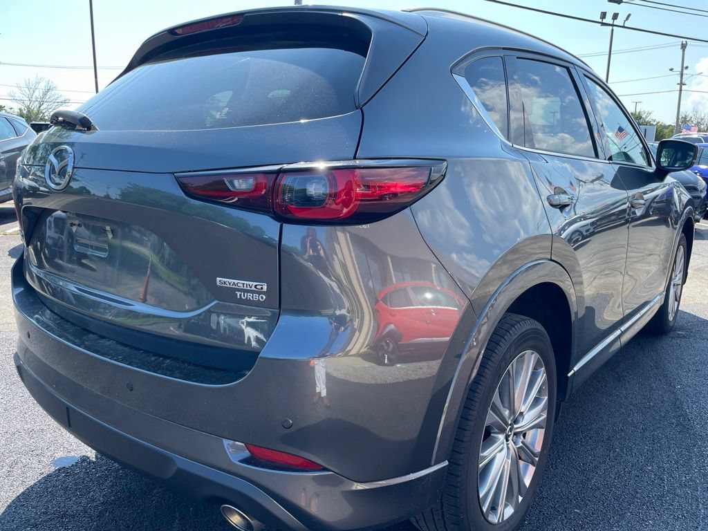 Used 2023 MAZDA CX-5 Signature AWD/4WD image 3