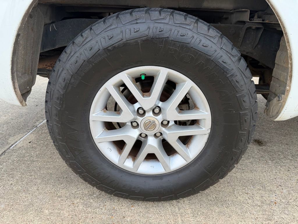 Used 2014 Nissan Frontier SV w/ SV Value Truck Package RWD image 7