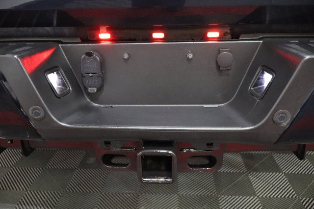 Used 2021 Ford F450 Platinum w/ FX4 Off-Road Package AWD/4WD image 32
