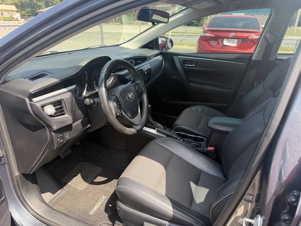 Used 2015 Toyota Corolla S FWD image 6