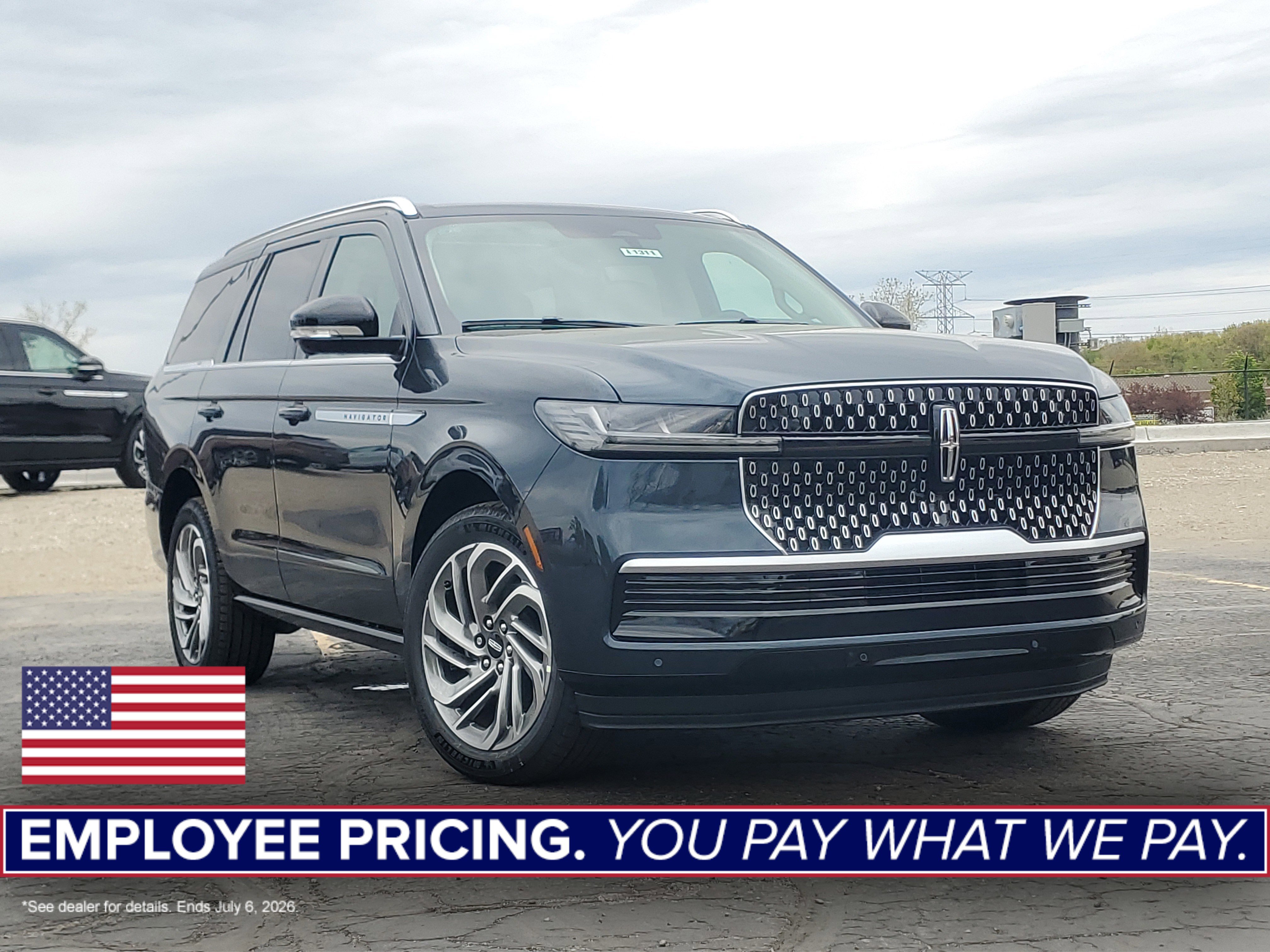 New 2026 Lincoln Navigator Reserve AWD/4WD image 1