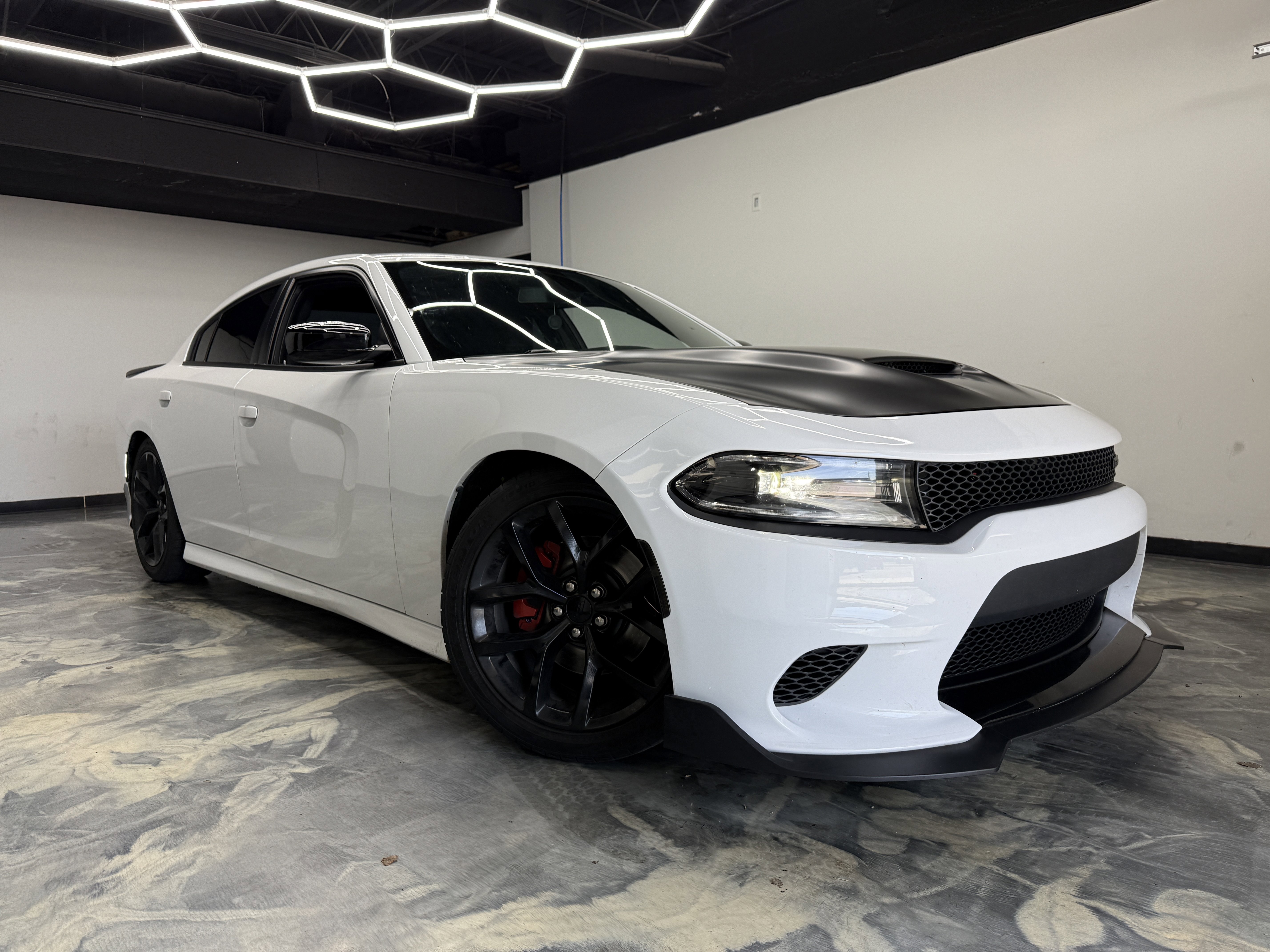 Used 2023 Dodge Charger GT w/ Blacktop Package RWD image 9