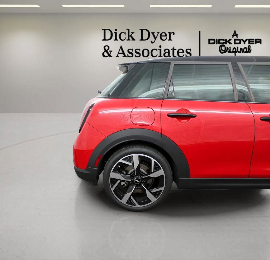 Used 2025 MINI Cooper S image 7