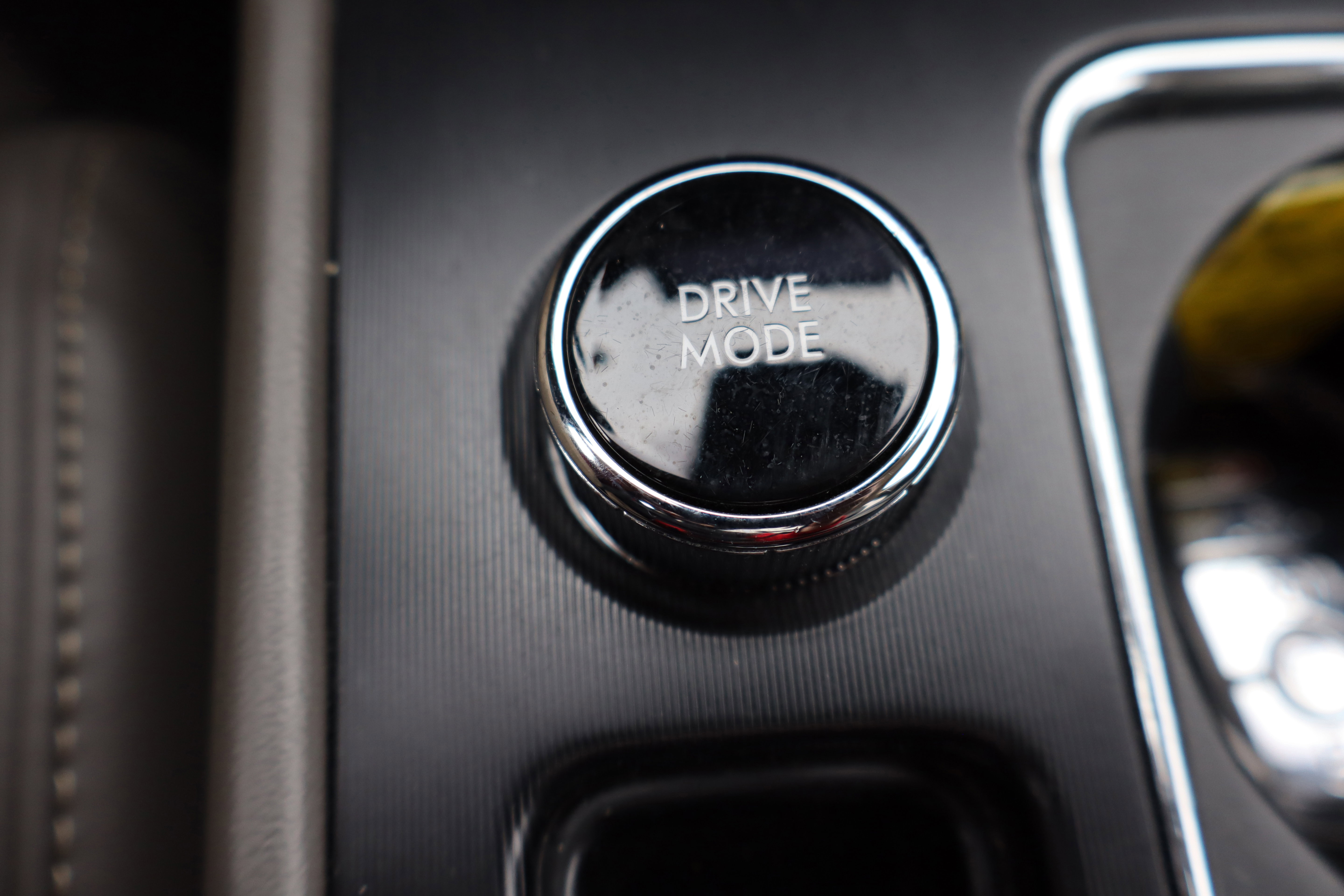 Used 2023 Lincoln Corsair Reserve w/ Equipment Group 202A image 29