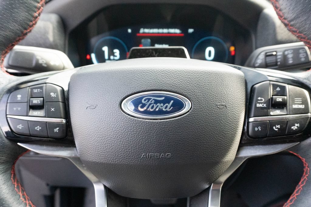 Used 2025 Ford Explorer ST-Line w/ Premium Package RWD image 25