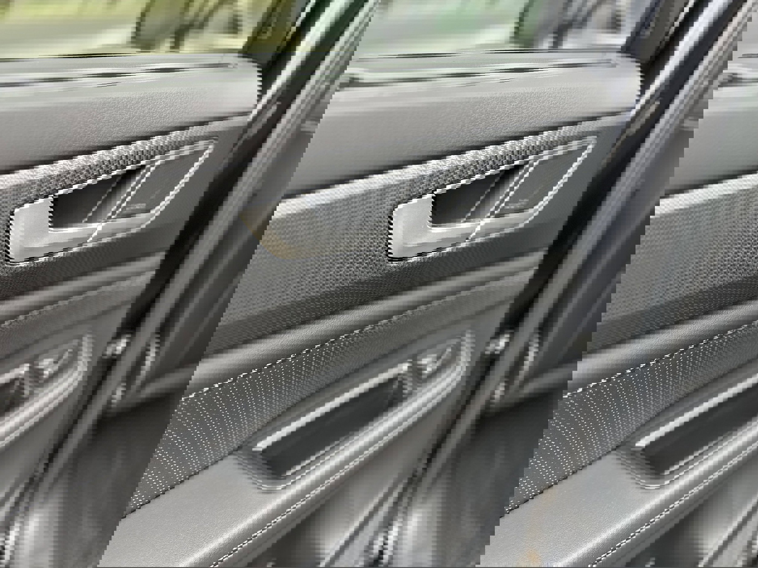 New 2025 Volkswagen Atlas Cross Sport SEL Premium R-Line image 28