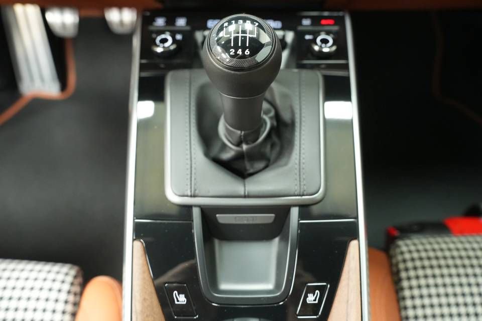 Certified 2023 Porsche 911 Sport Classic RWD image 24