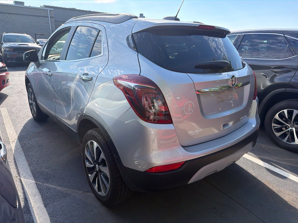 Used 2021 Buick Encore Preferred AWD/4WD image 8