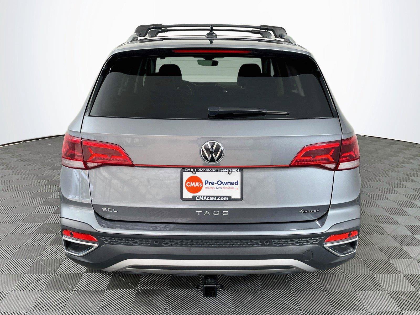 Used 2024 Volkswagen Taos SEL AWD/4WD image 7