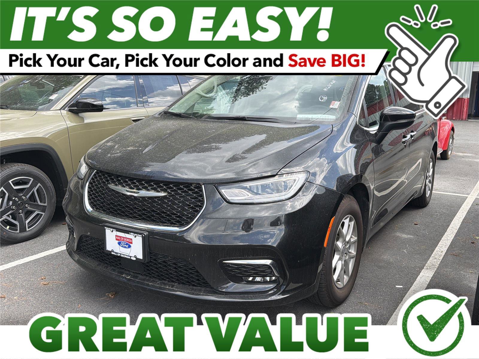 Used 2023 Chrysler Pacifica Touring-L FWD image 1