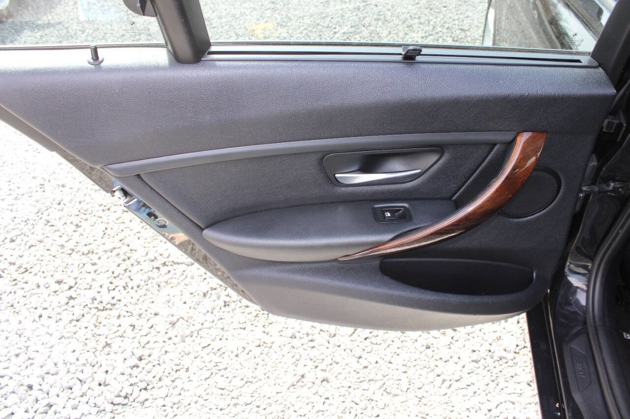 Used 2014 BMW 328i xDrive 328i xDrive AWD 4dr Wagon image 22